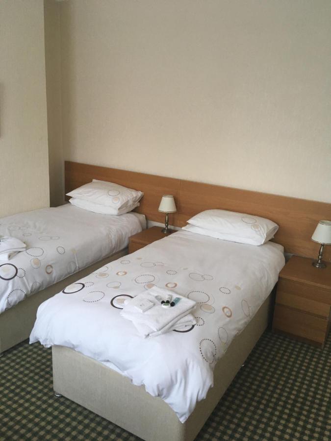 The Hawthornes Licensed Guest House Knottingly Buitenkant foto
