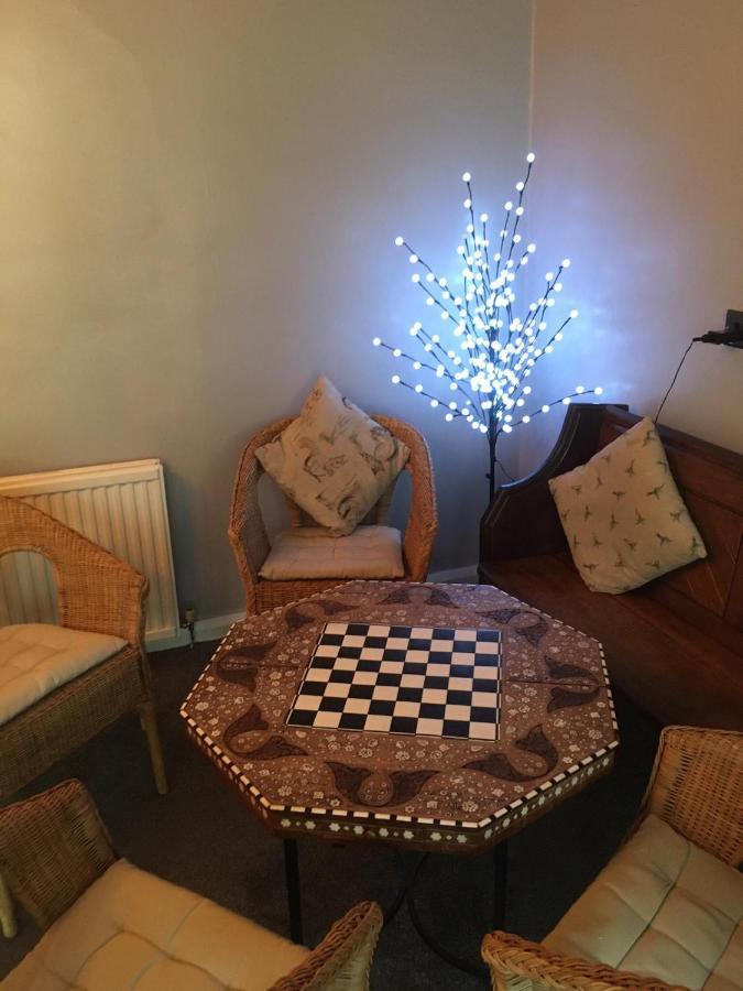 The Hawthornes Licensed Guest House Knottingly Buitenkant foto